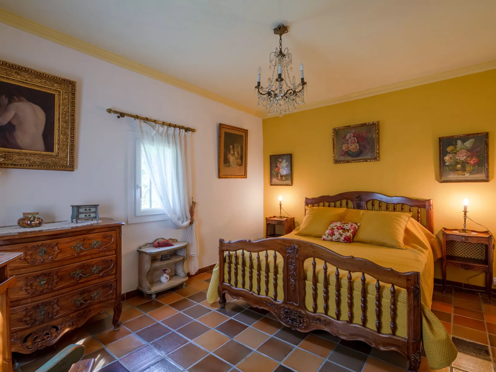 La Palombière-Inside