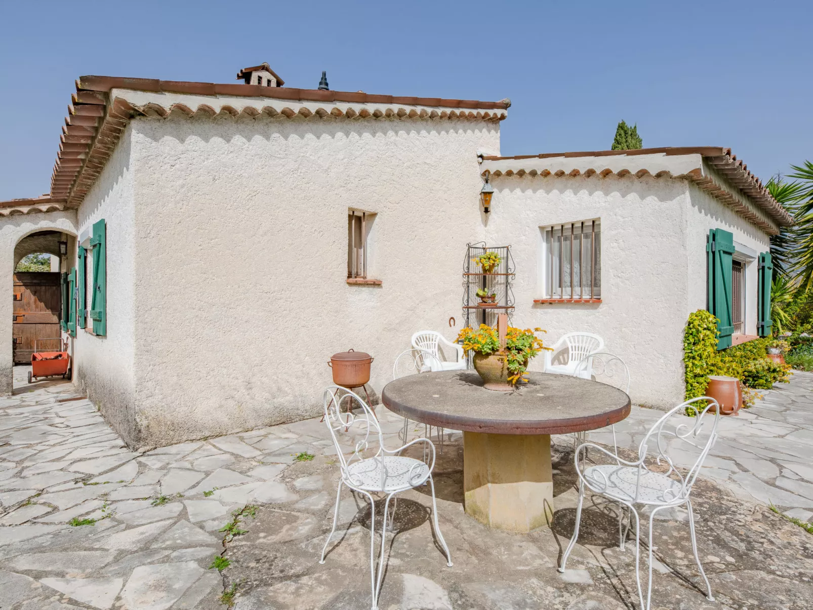 La Palombière-Outside