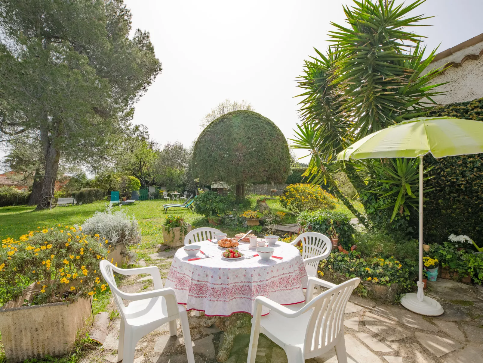 La Palombière-Outside