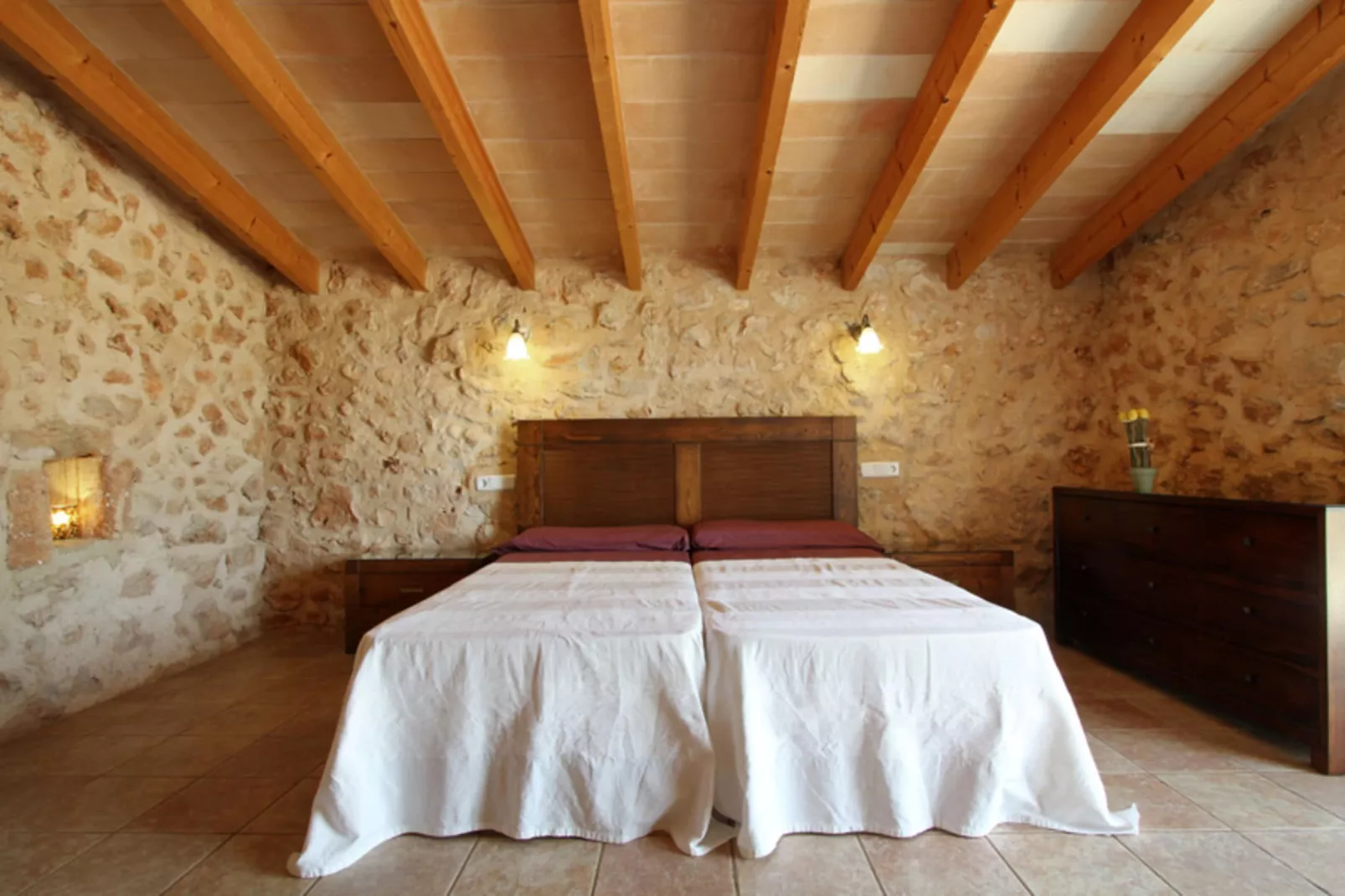 Mascaro-Bedroom