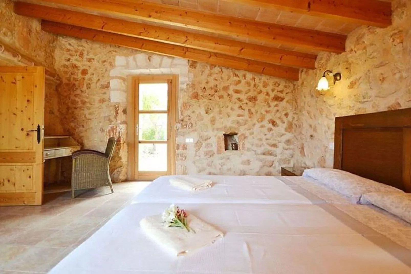 Mascaro-Bedroom