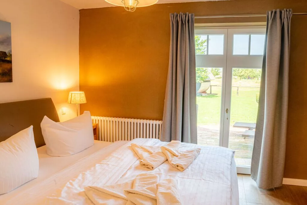 229044-Schlafzimmer