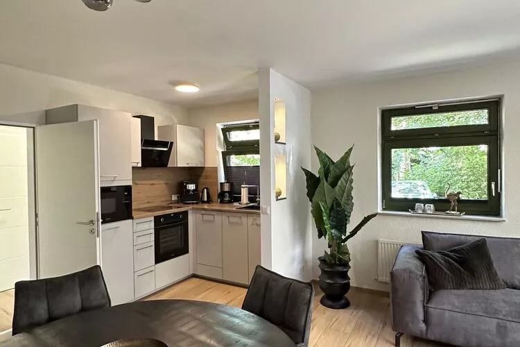 456812-Dining room