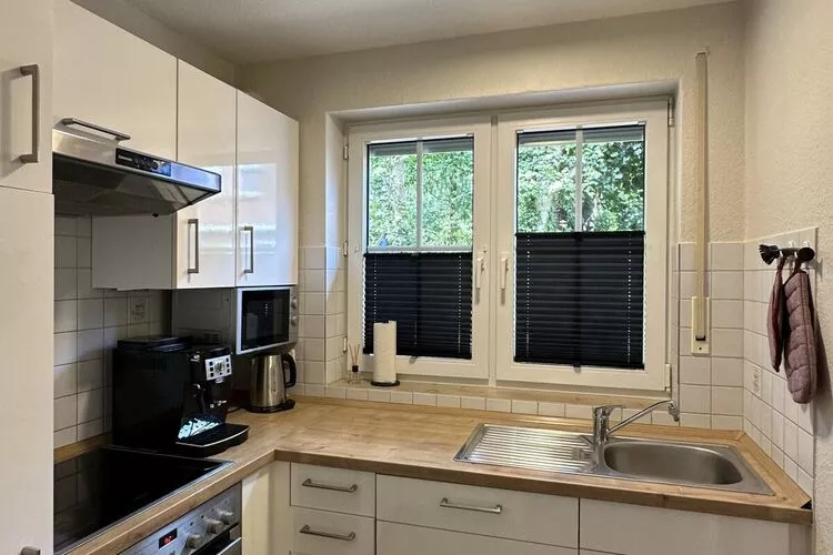 453084-Kitchen