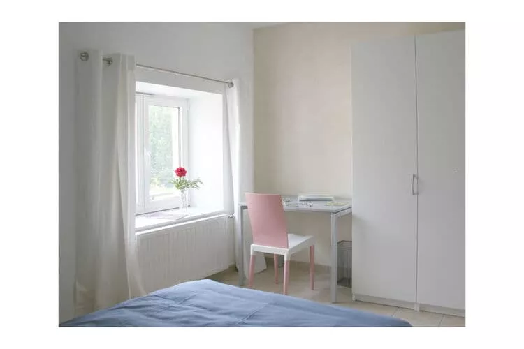 408511-Bedroom