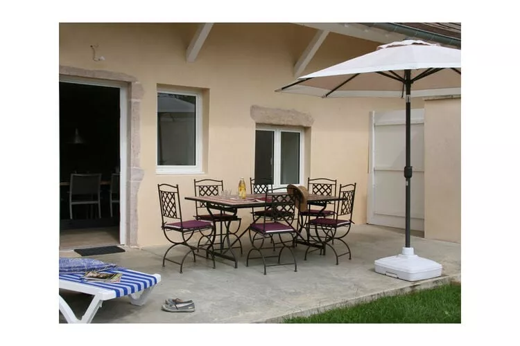 408511-Terrace