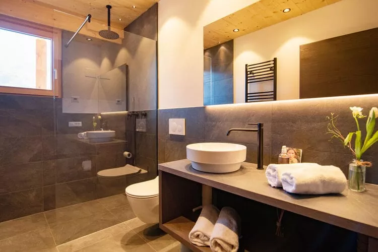 407798-Bathroom