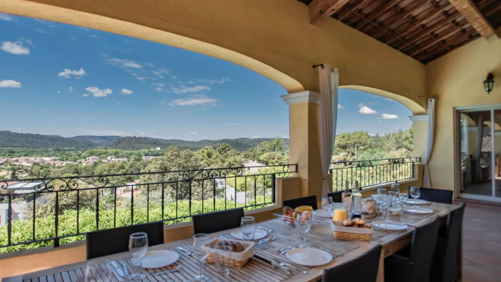 La grande Parure-View summer