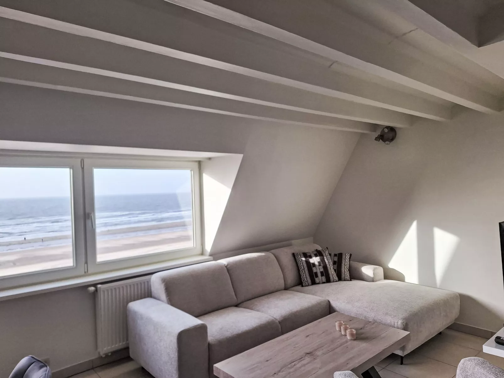 Koekoeksnest Penthouse at the beach-Inside