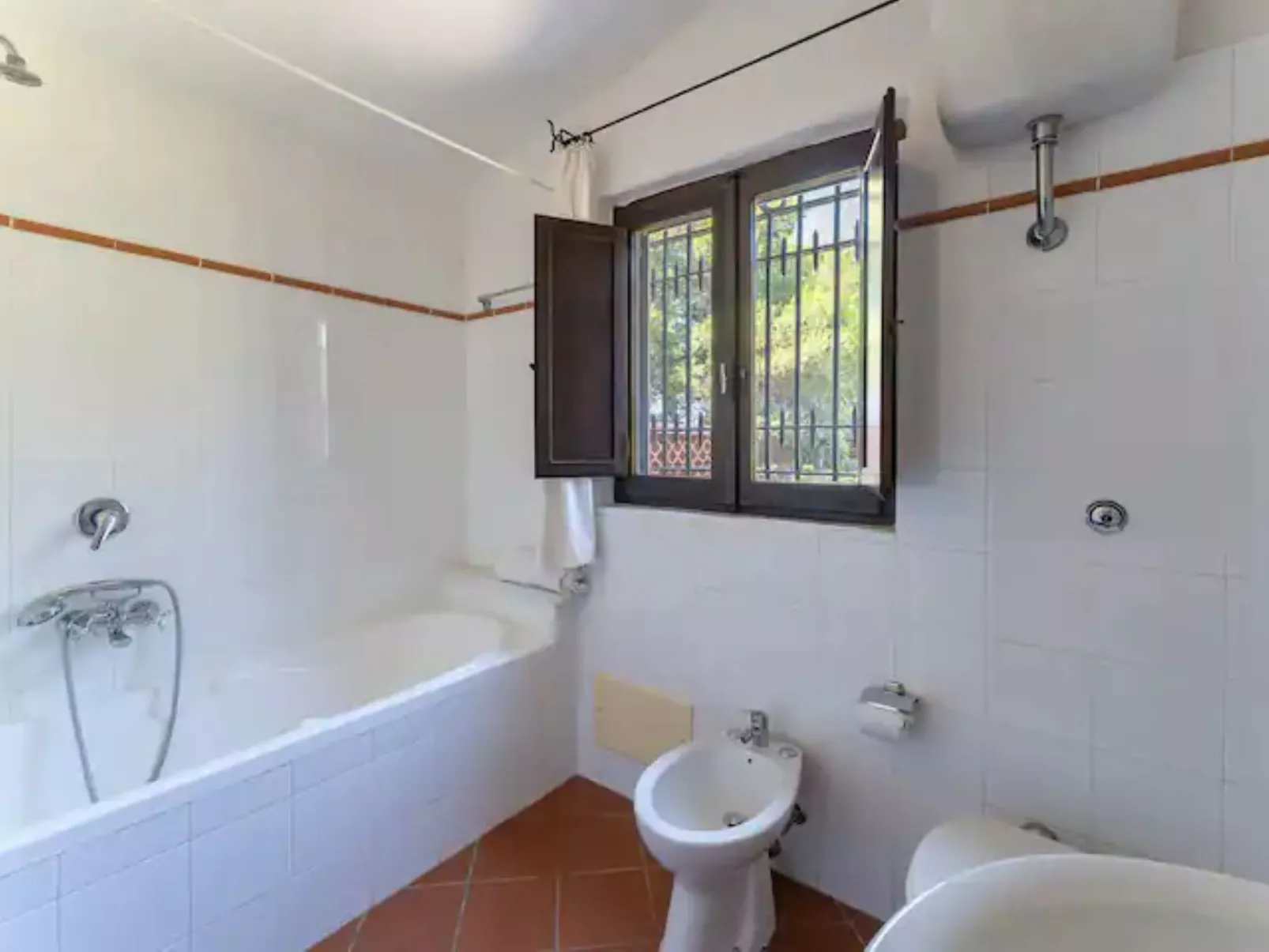 Villa Giovanni-Inside