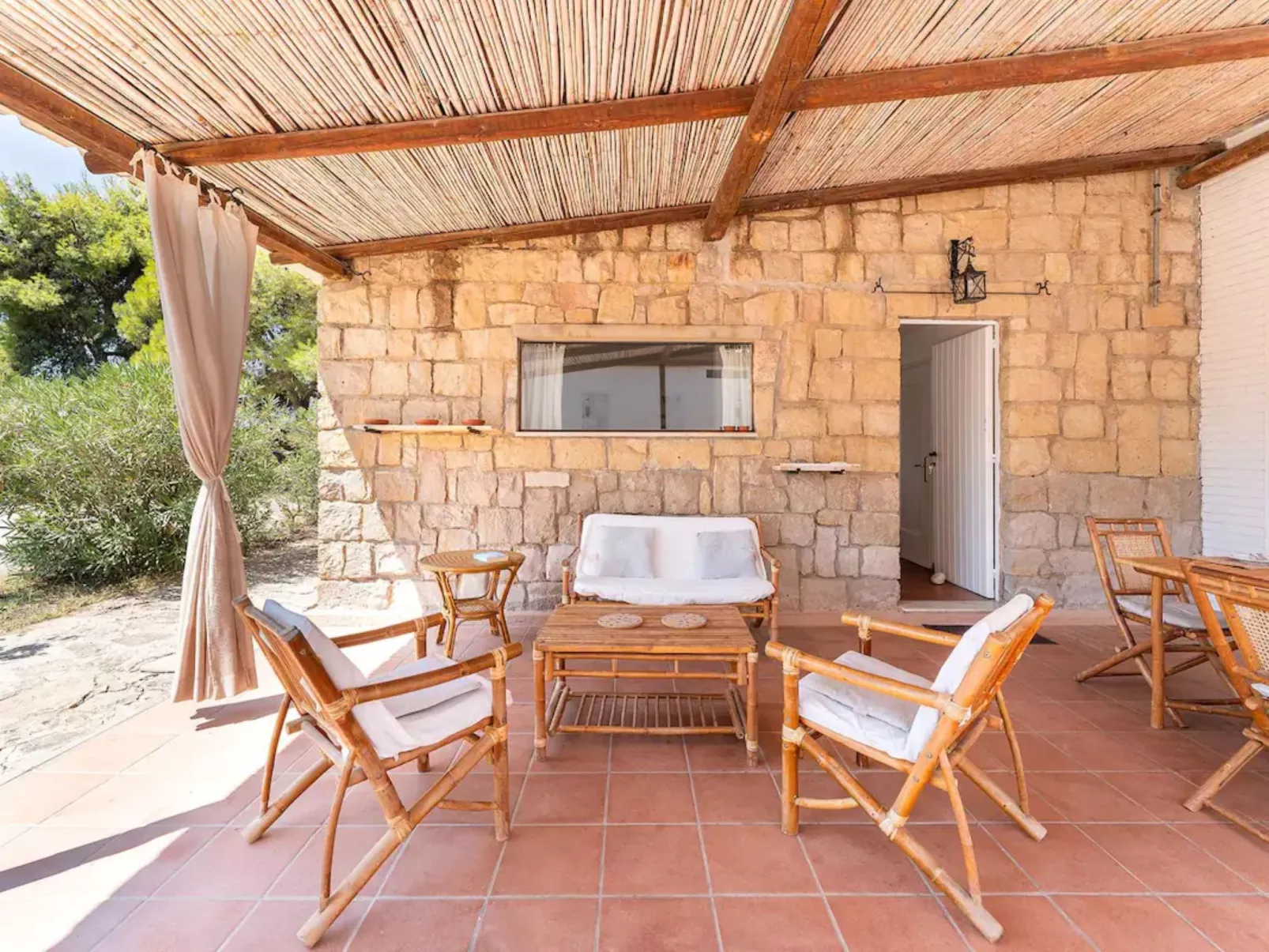 Villa Ilse-Outside