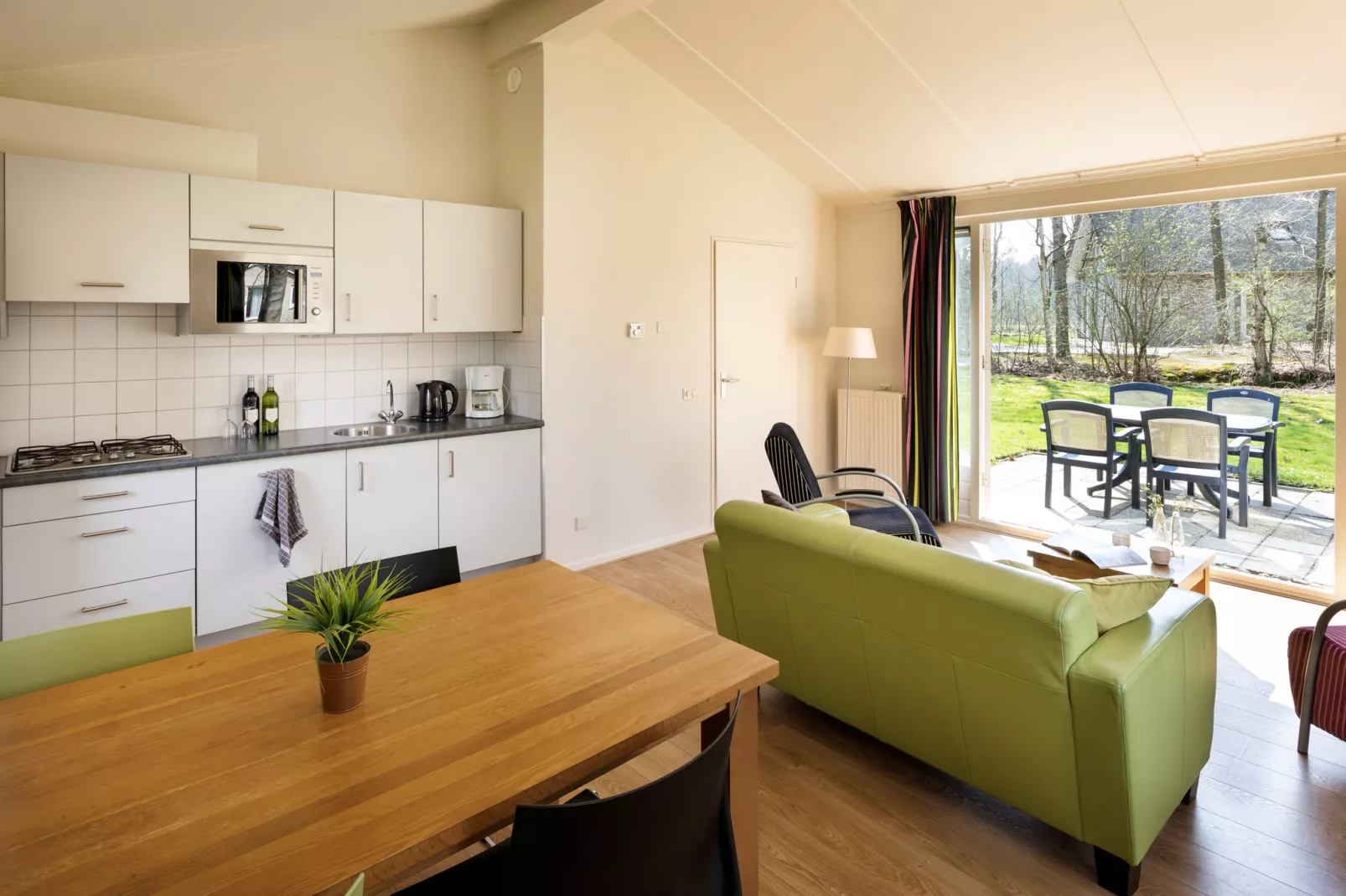 Marke van Ruinen 1-Kitchen