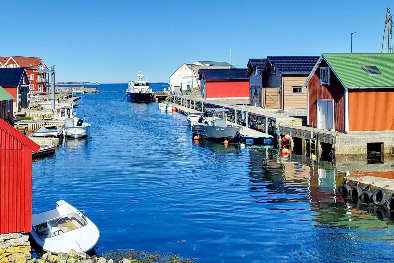 8 person holiday home in Hellesøy-By Traum-View