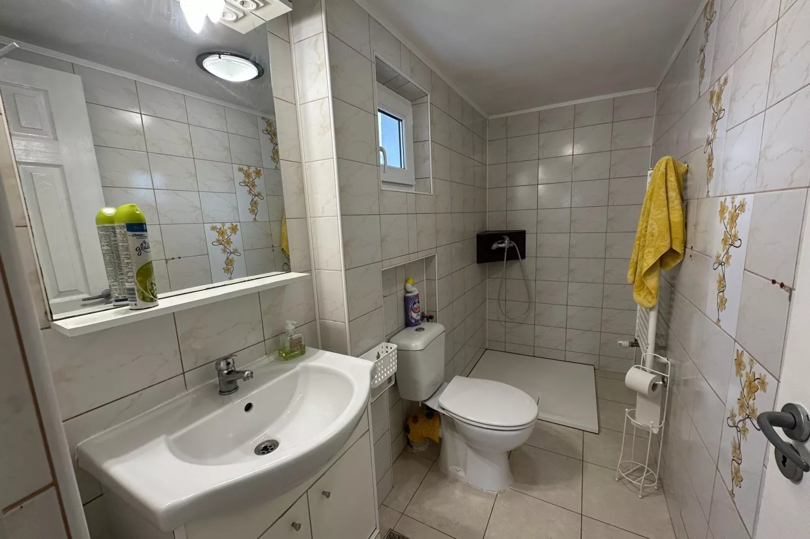 Le Domaine de l’Est-Badezimmer