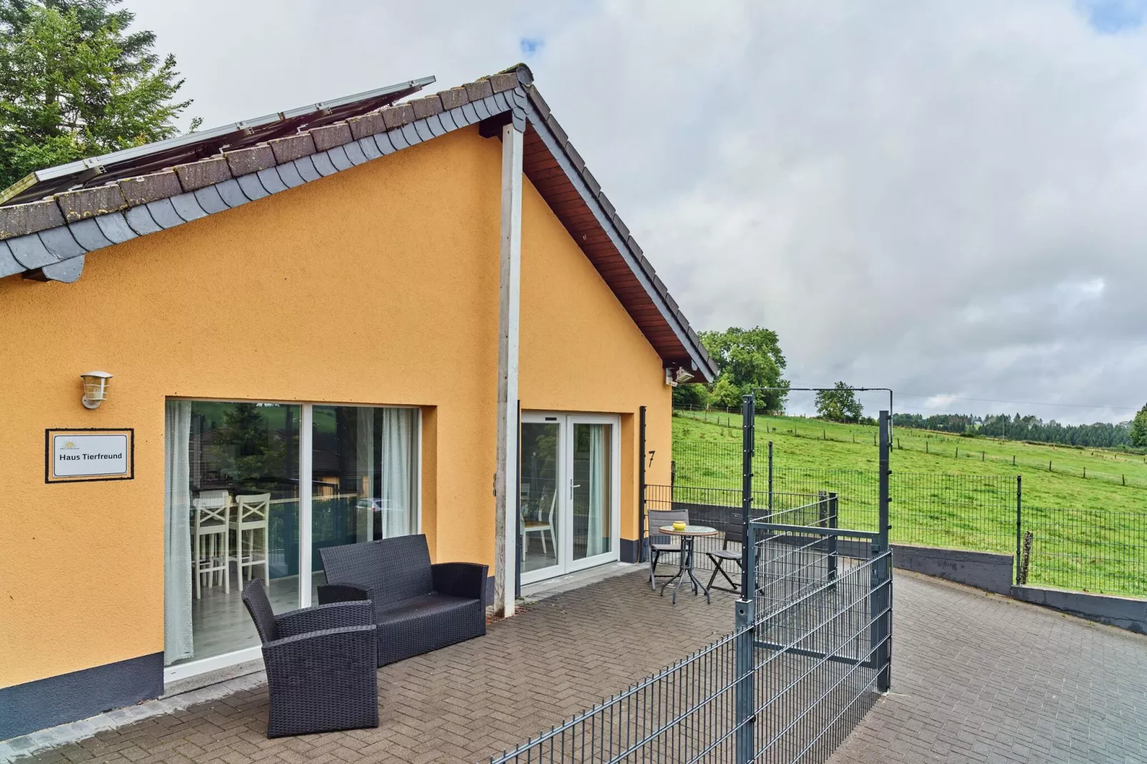 Haus Tierfreund-Terrace balcony