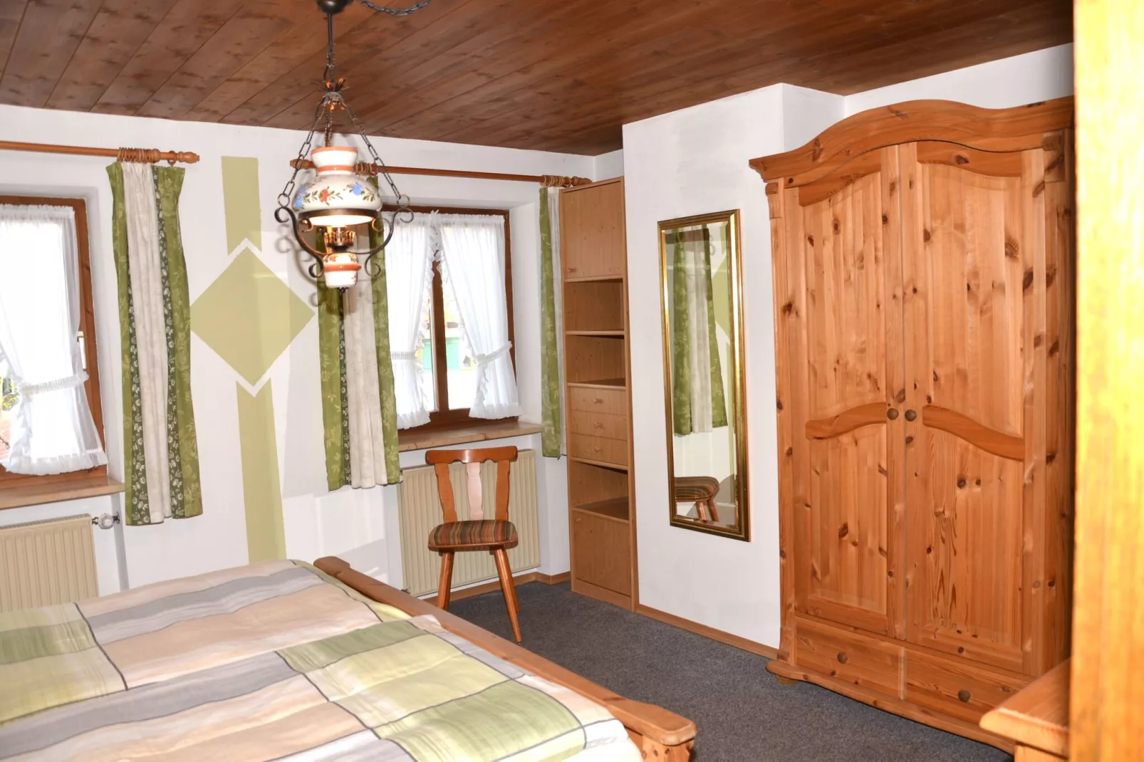 Bad Bayersoien-Bedroom