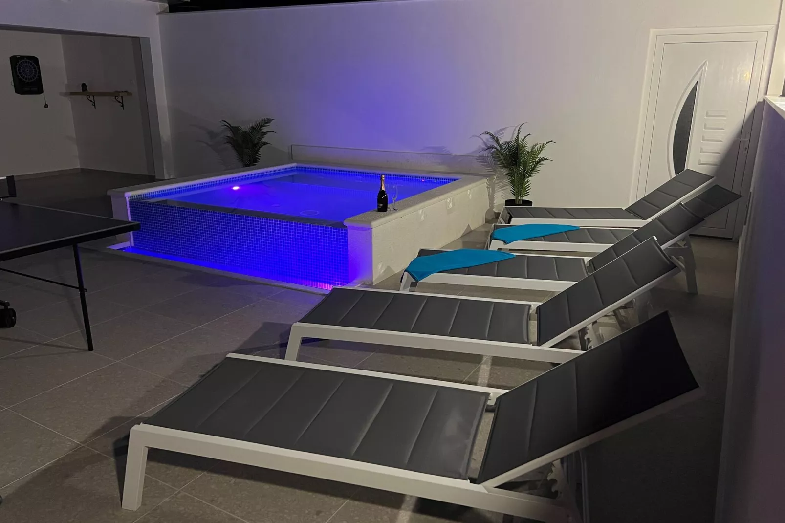 Apartment Marinely-Terrassenbalkon