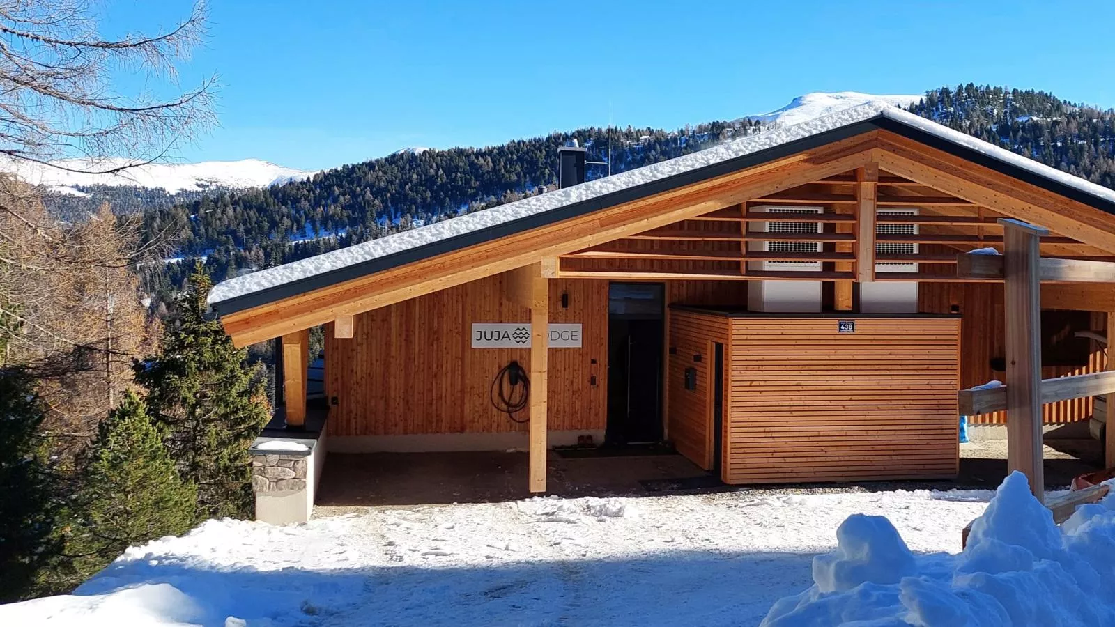 JuJa Lodge-Außenbereich Winter