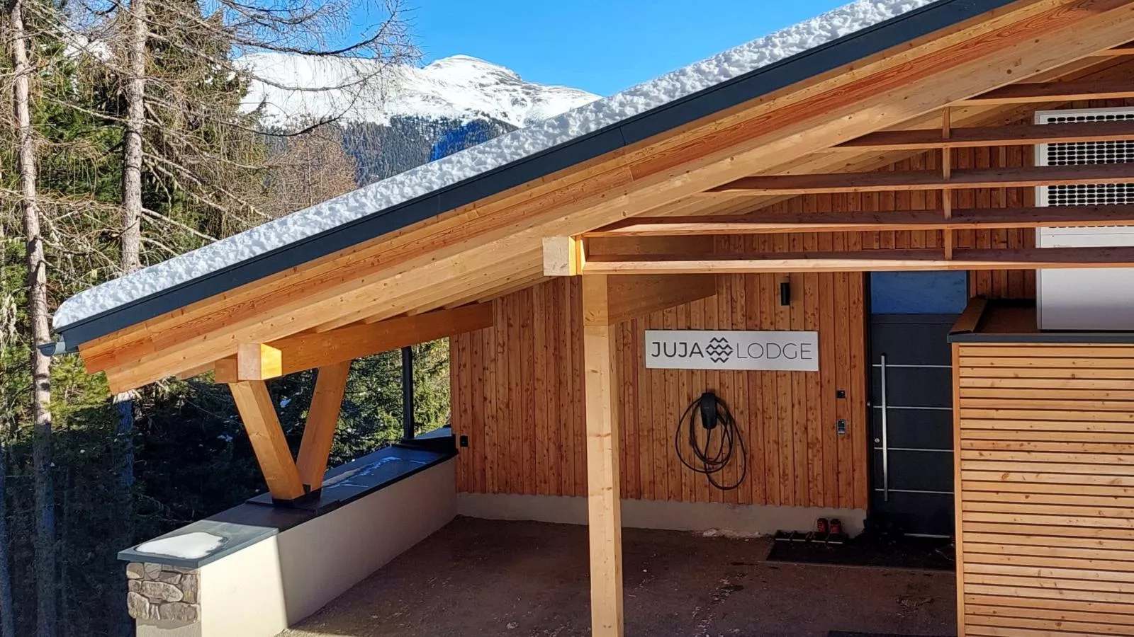 JuJa Lodge-Außenbereich Winter