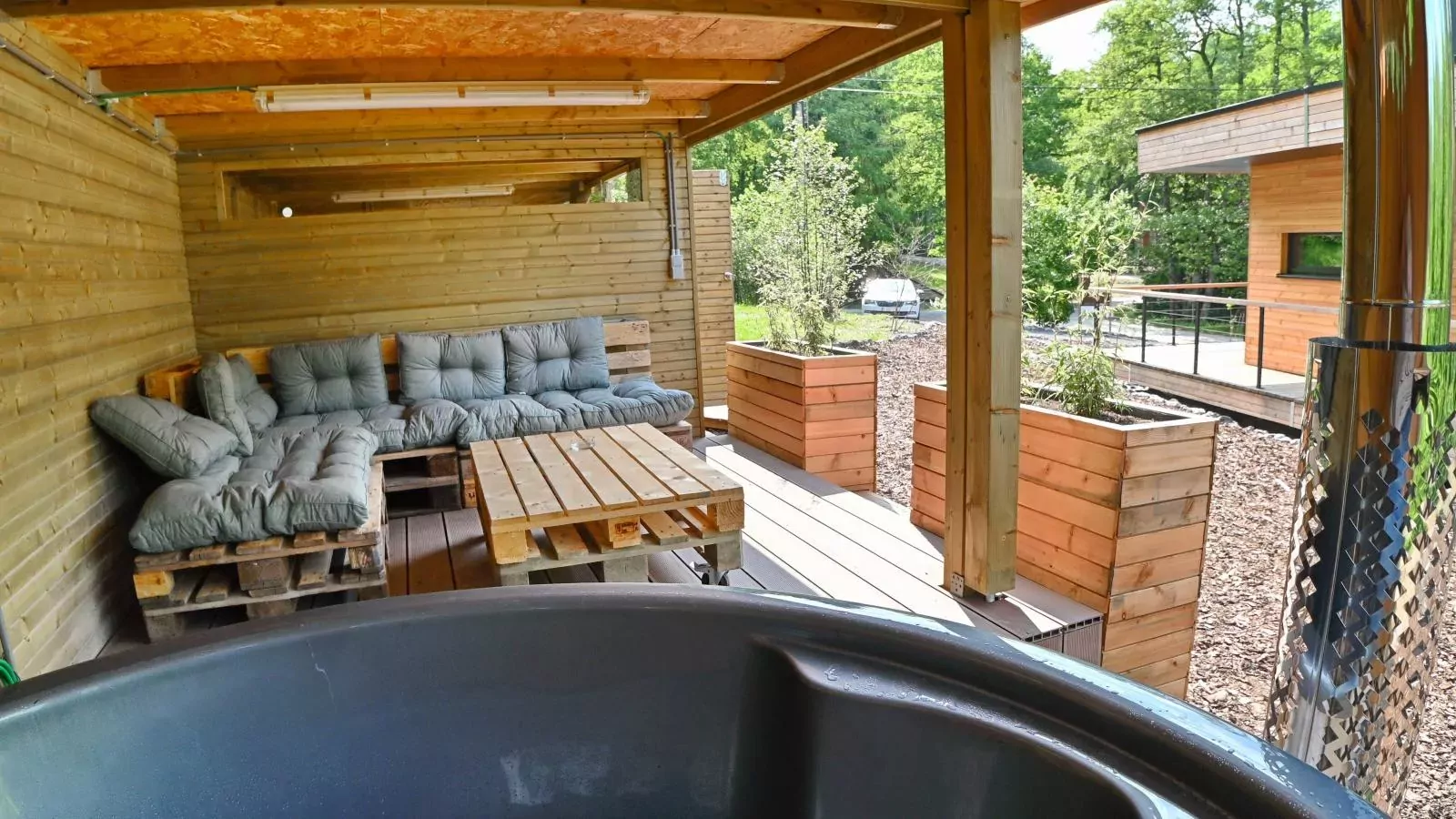 Bois Joli-Terrace balcony