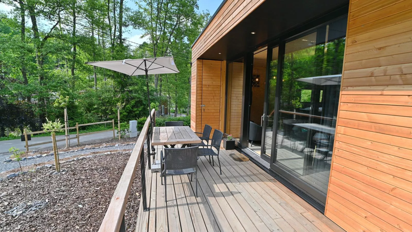 Bois Joli-Terrace balcony