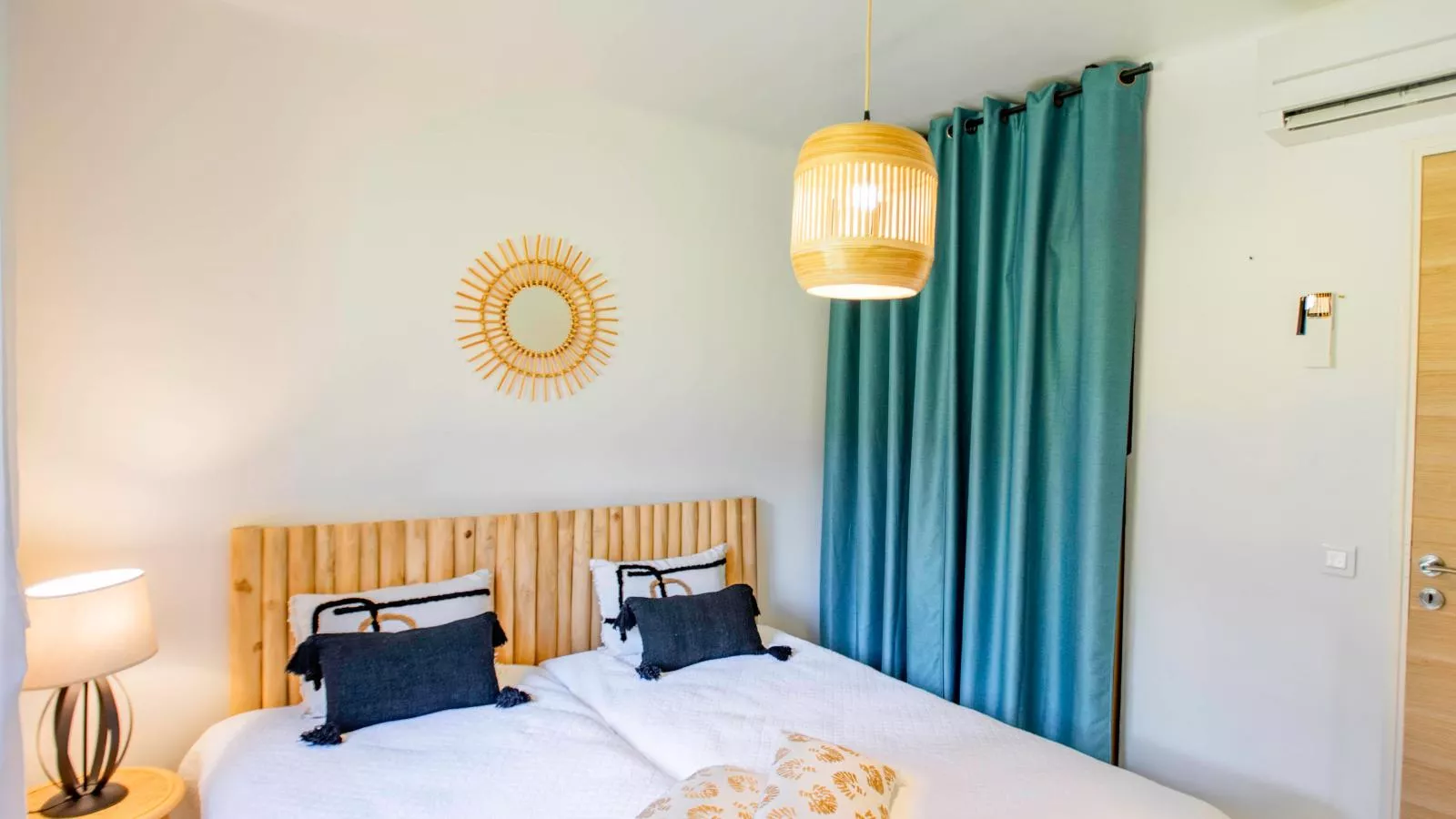 Les Myrtes-Bedroom