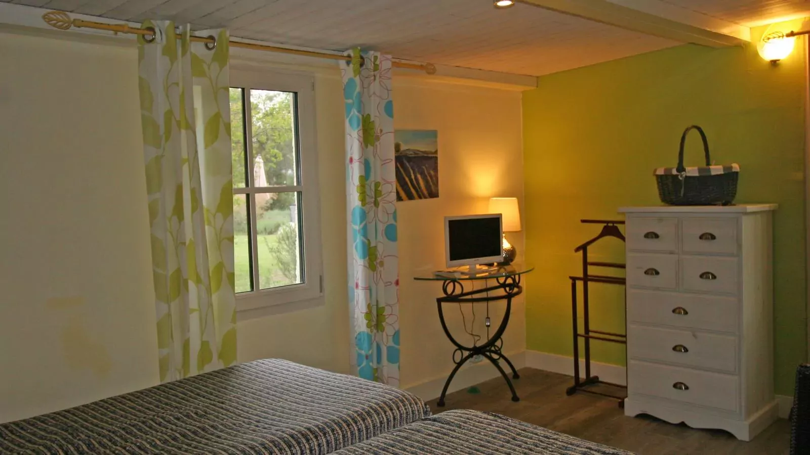 Pin Parasol-Chambre