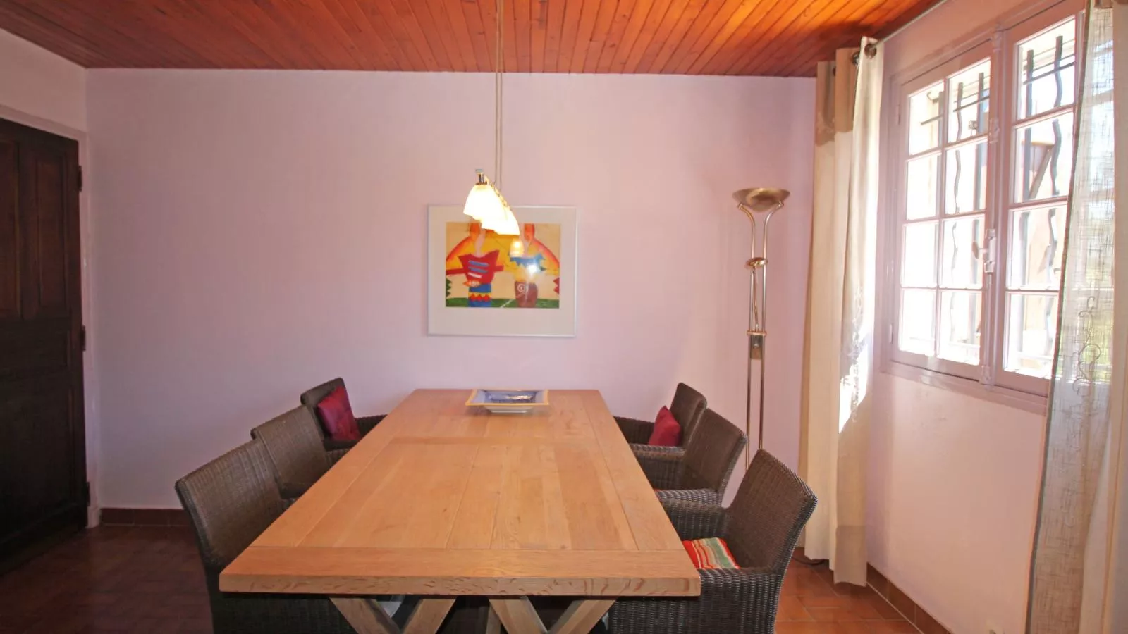 Pin Parasol-Salle à manger