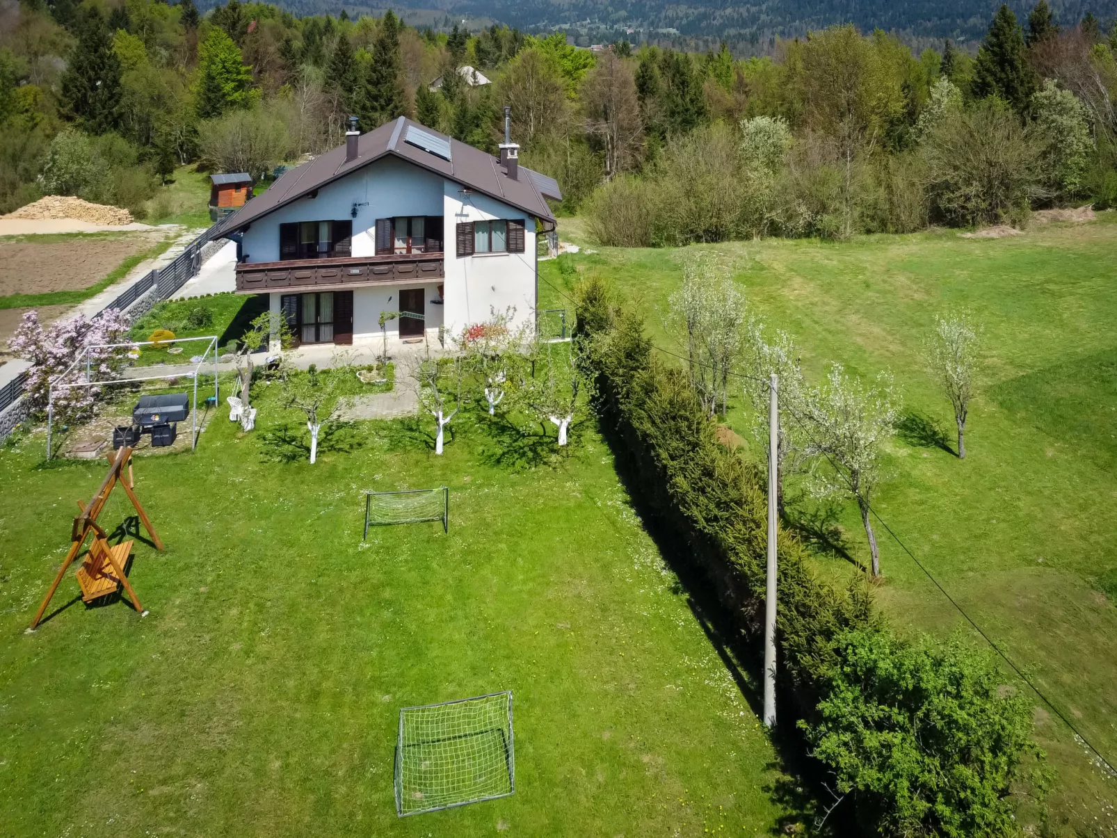 Relax & Play-Outside