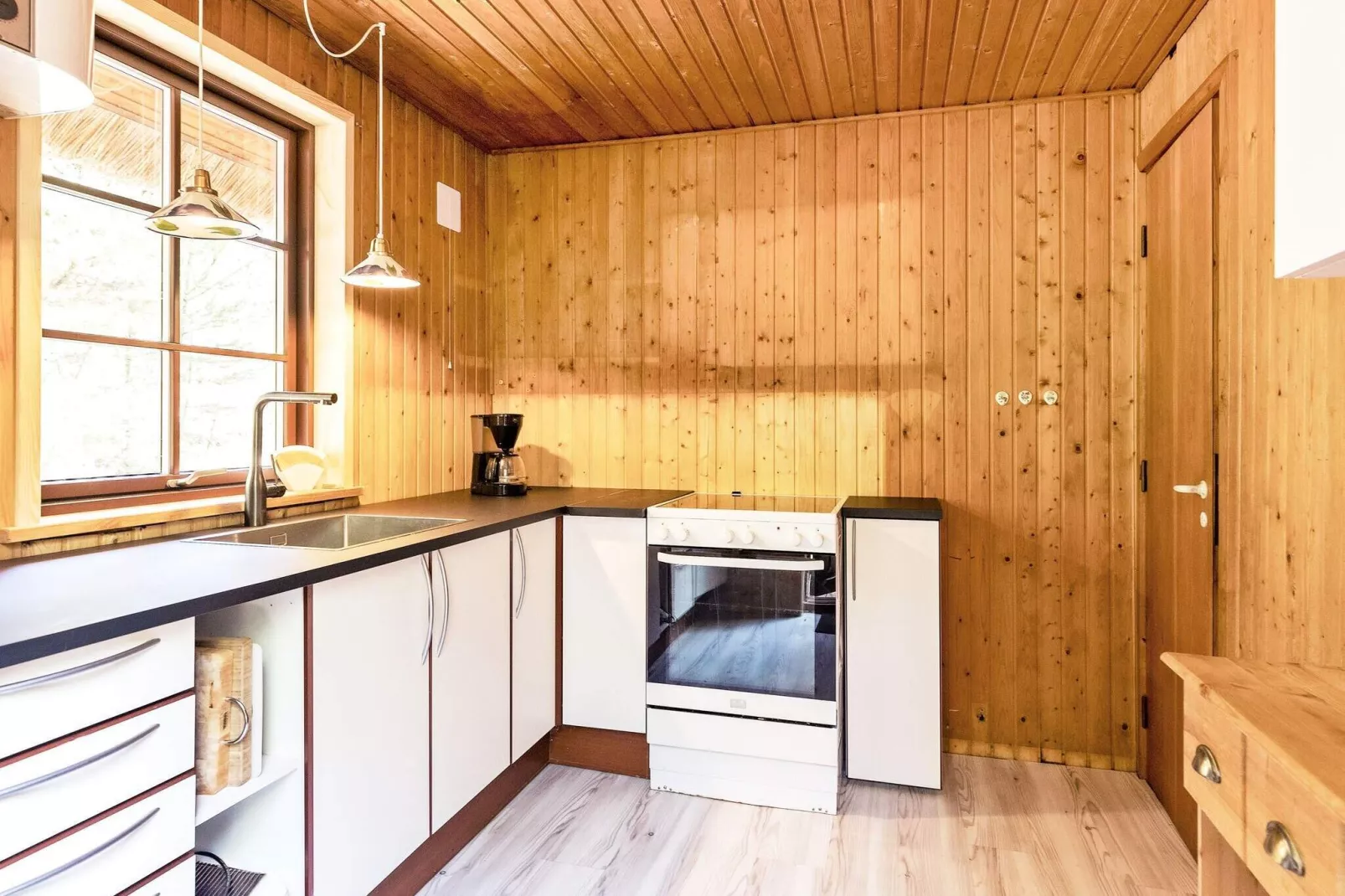 6 person holiday home in Blåvand-Indoor