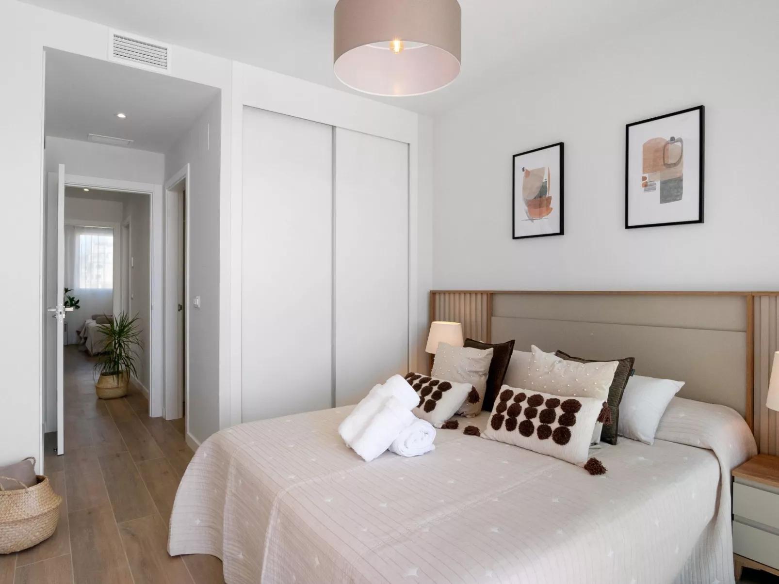 Ema Residencial 63-Inside