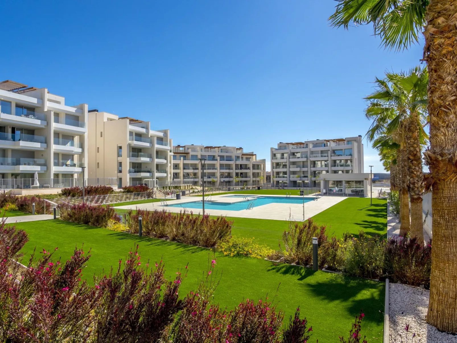 Ema Residencial 63-Outside