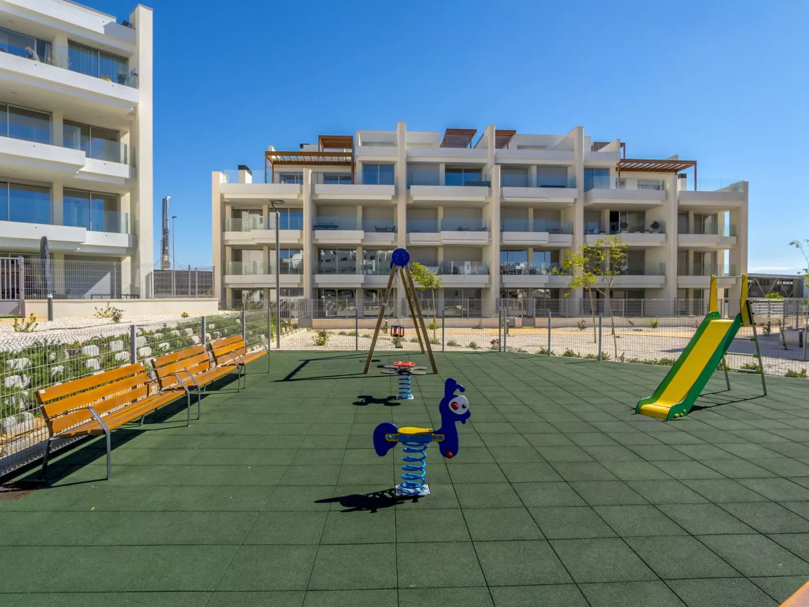 Ema Residencial 63-Outside