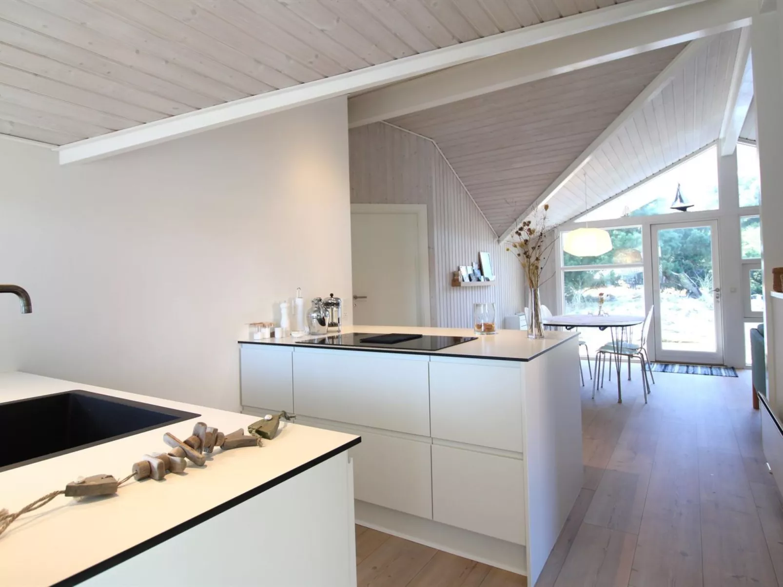 "Ubbe" - 800m from the sea-Inside