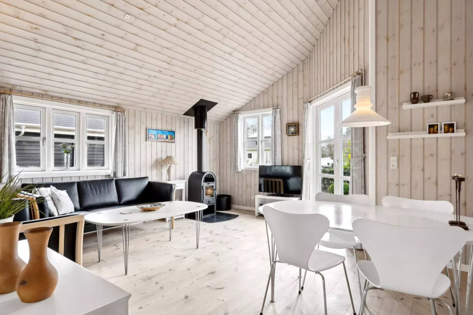 4 person holiday home in Hemmet-By Traum-Indoor