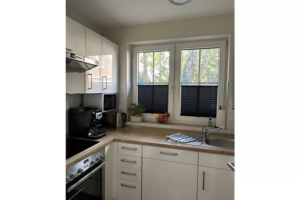 453084-Kitchen