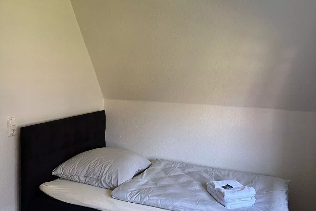 451114-Schlafzimmer
