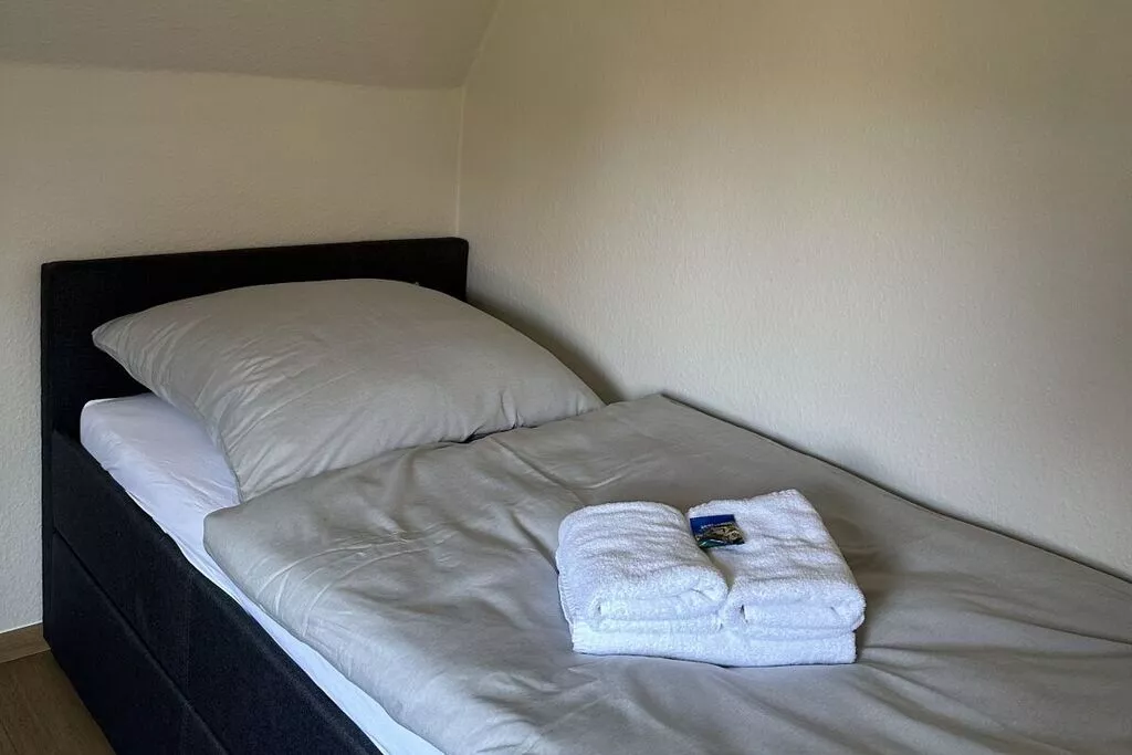 451114-Schlafzimmer