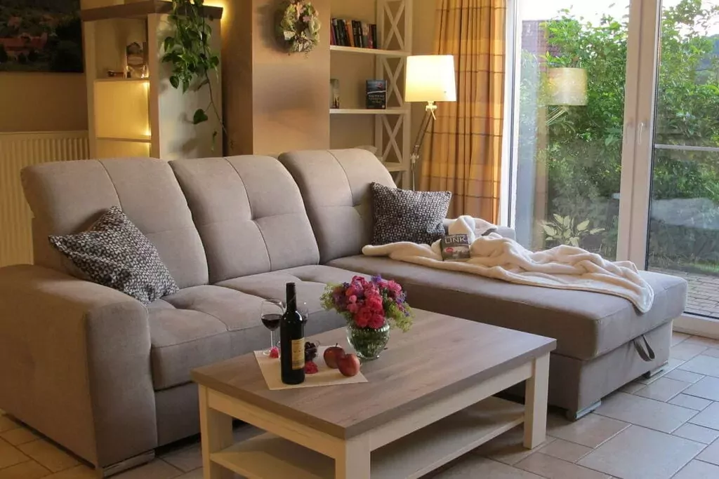 15822-Living room