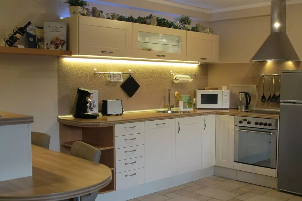 15822-Kitchen