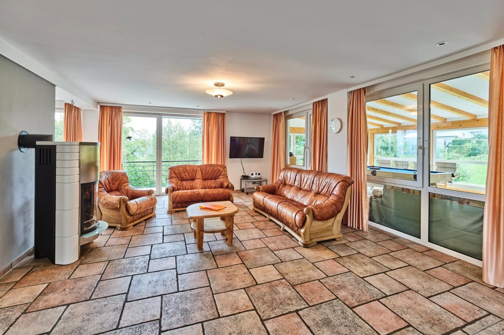 Haus Eifelsonne-Living room