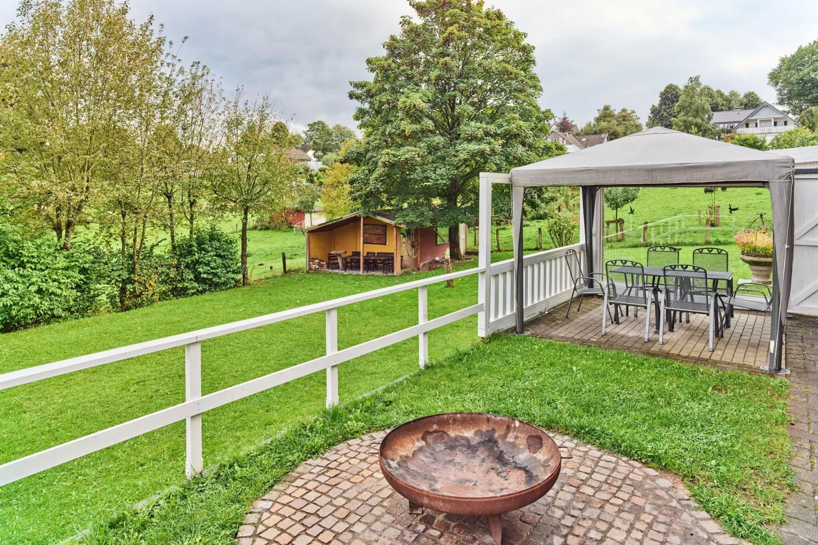 Haus Eifelsonne-Terrace balcony