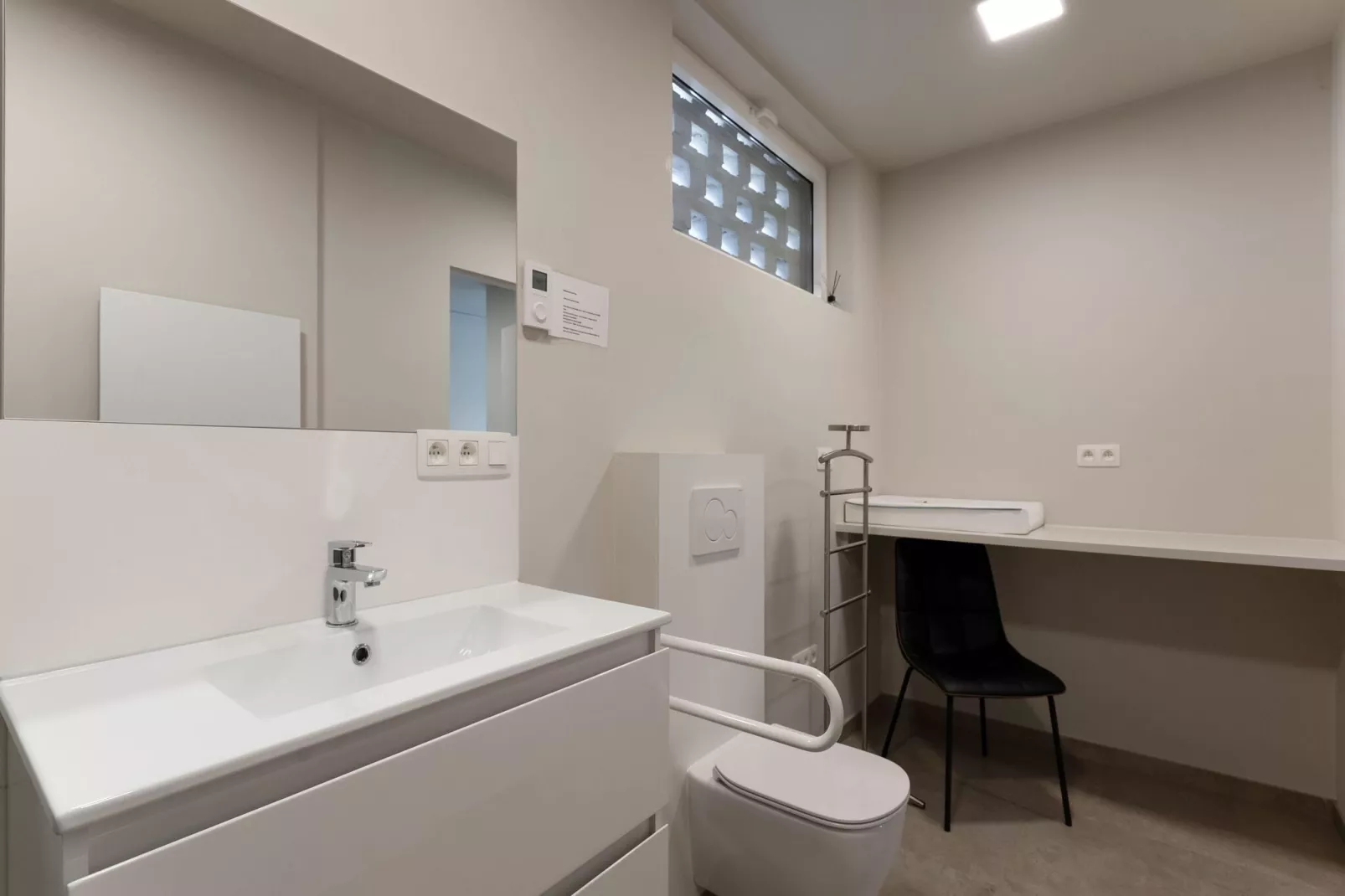 Time 4 Time-Bathroom