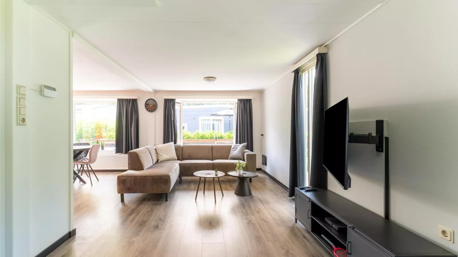 T Kaatsheuveltje 7-Living room