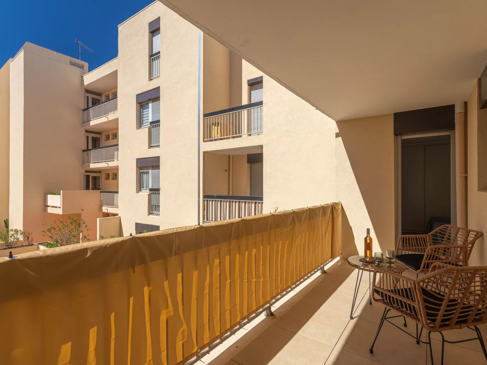Le Port de Bormes-Outside