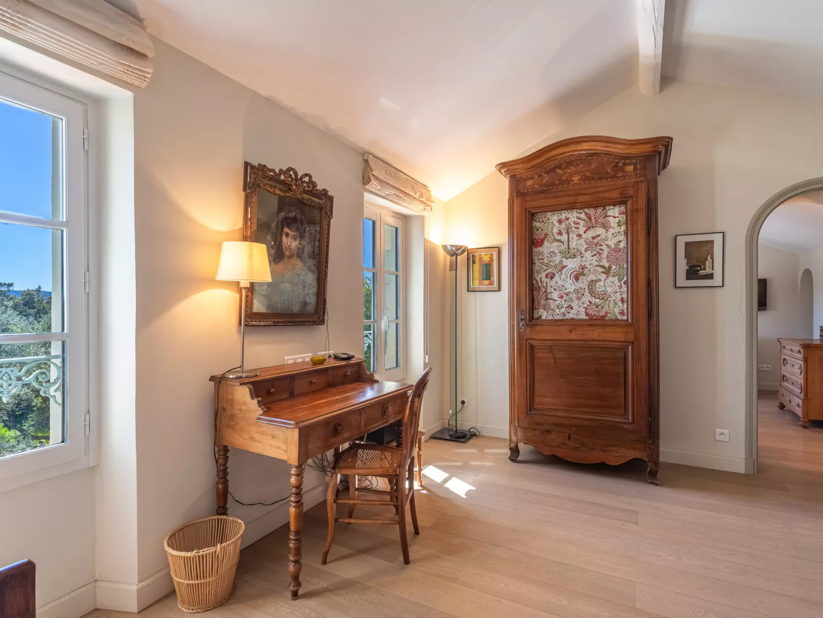Le Clos du Pierredon-Inside