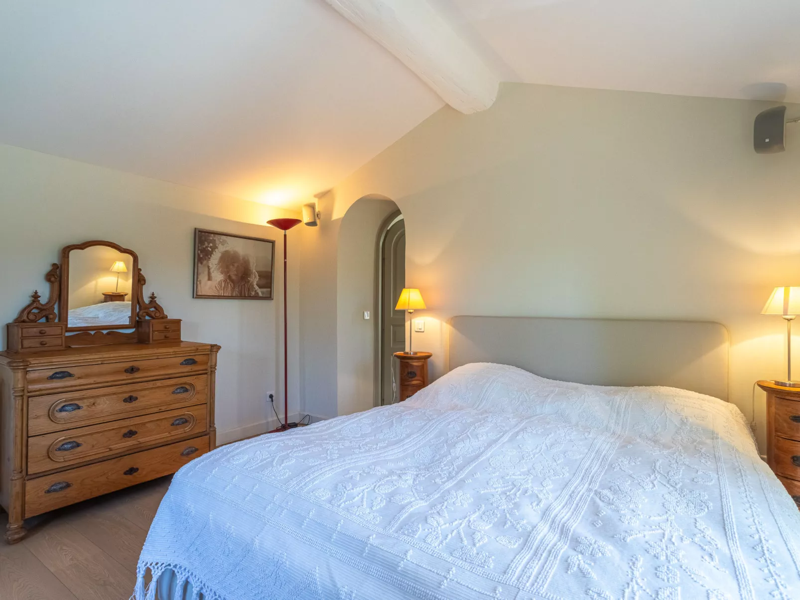 Le Clos du Pierredon-Inside
