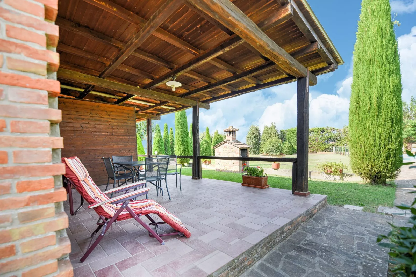 Chiaraquattro-Terrace balcony