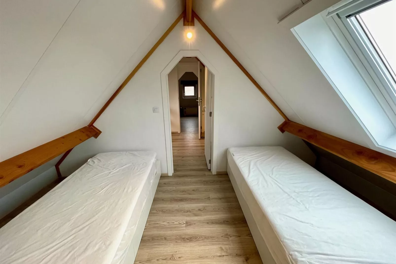 W81-Bedroom