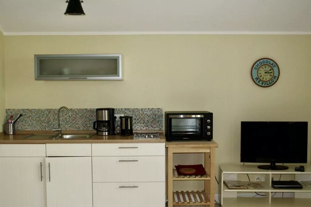 185564-Kitchen